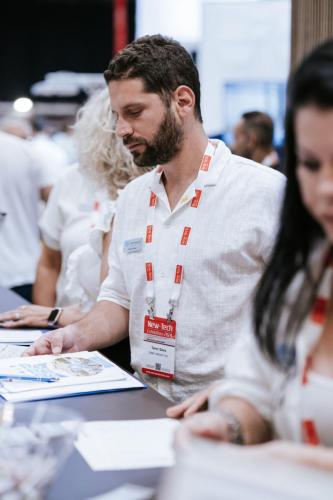 447301385 1040160664776792 3979437584264606862 n